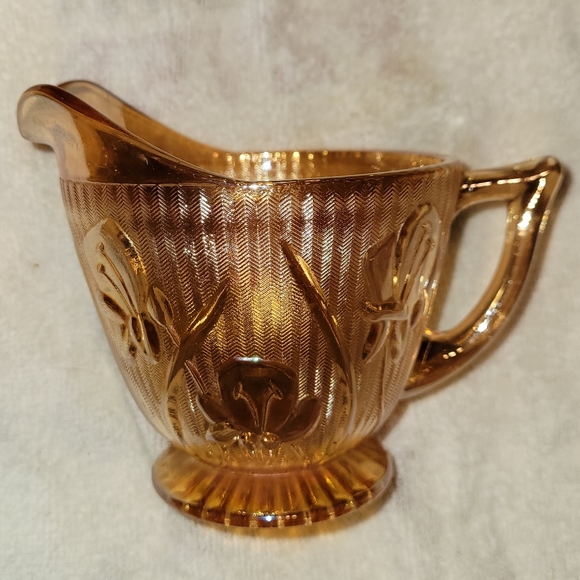 Vintage Jeanette Irredesant Iris & Herringbone Creamer 1940's - Picture 2 of 5